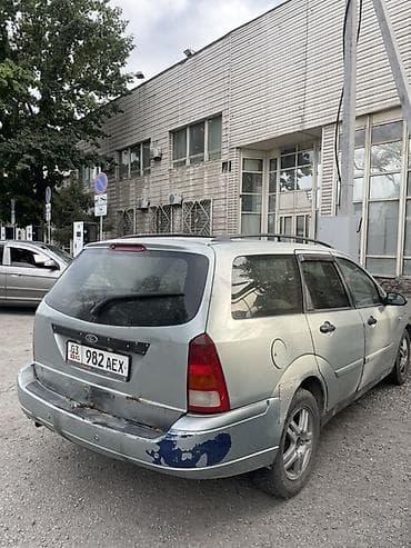Ford Focus: 2003 г., 1.8 л, Механика, Бензин, Универсал — 2