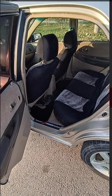 авто крепеж: Mazda Protege: 2001 г., Автомат, Бензин, Седан — 5