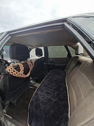 Audi 100: 1990 г., Механика, Бензин, Седан — 1