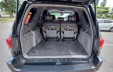 100: Toyota Sequoia: 2005 г., 4.7 л, Автомат, Бензин, Внедорожник — 7