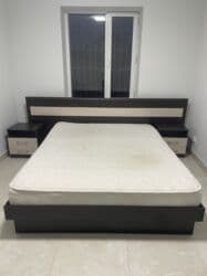 новый спальный: СРОЧНО ПРОДАЮ ДВУСПАЛЬНАЯ КРОВАТЬ с высоким изголовьем в контрастной — 1