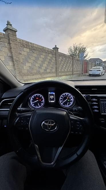 фораннер 2018: Toyota Camry: 2018 г., 2.5 л, Автомат, Бензин, Седан — 4