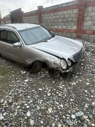 ГБО: Mercedes-Benz E-Class W210 Universal, серебристый, на разбор - Кузов — 1