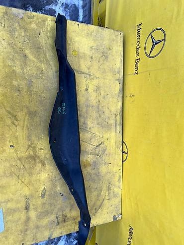 Защитка переднего 
крыла на Honda accord cl7