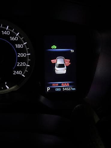 corolla s: Toyota Corolla: 2023 г., 1.8 л, Вариатор, Гибрид — 10