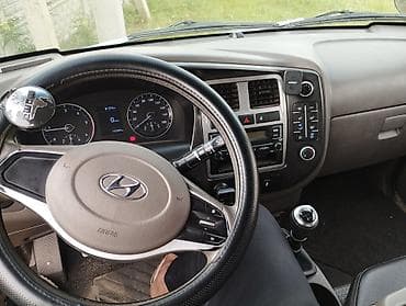 аренда kia rio: Легкий грузовик, Hyundai, Стандарт — 2