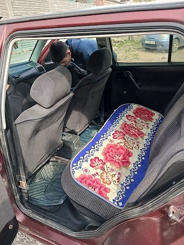 1: Volkswagen Golf: 1997 г., 1.8 л, Ручные, Бензин, Хэтчбэк — 3