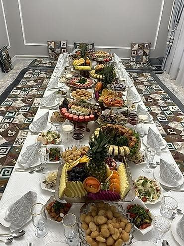 Көчмө банкеттер: Көчмө банкеттер | Ашпозчулар | Фуршет столу — 10