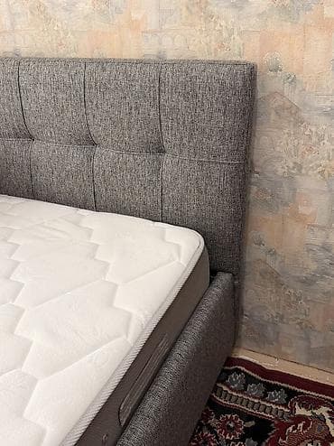 противоположной матрас: Отличная кровать, практически новая. Кровать+матрас. Покупали в Азбука — 7