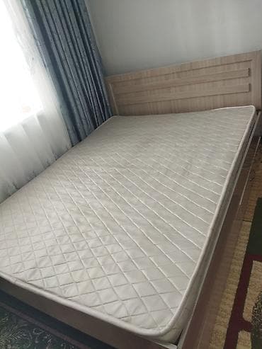 Двуспальная кровать с матрасом - Размер спального места