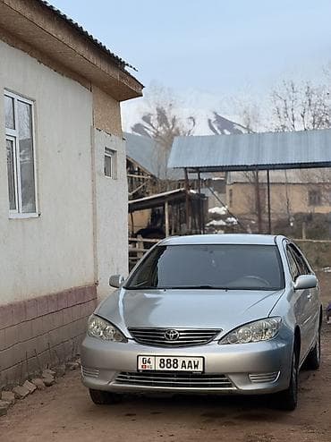 Toyota: Toyota Camry: 2005 г., Седан — 2