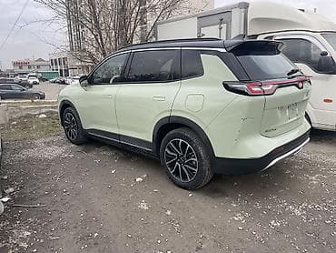 Weltmeister: Weltmeister W6, 2021 г., 60000 км, Передний, В наличии — 2