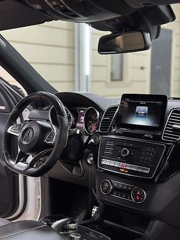 mini kuper: Mercedes-Benz GLS -Class AMG: 2016 г., 5.5 л, Автомат, Бензин, Кроссовер — 9
