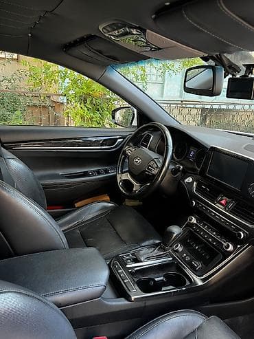 geely galaxy e5: Hyundai Grandeur: 2018 г., 3 л, Автомат, Газ, Седан — 3