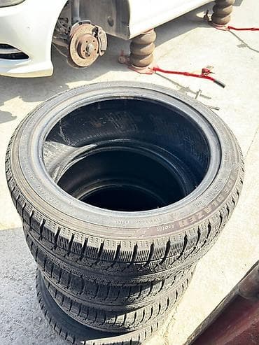 ветрозащитные очки: Зимние шины 2023 год, 225/45R17 в хорошем состоянии - Комплект: 4 — 2