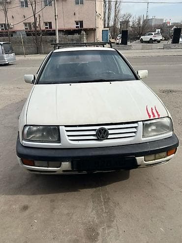 решетка венто: Volkswagen Vento: 1992 г., Седан — 2