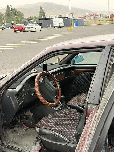 Audi 80: 1994 г., Седан — 6
