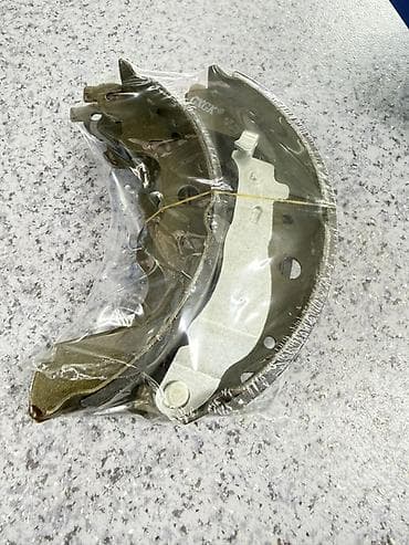 Комплект тормозных колодок Toyota