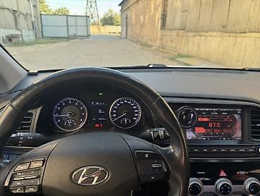 сделаю: Hyundai Elantra: 2019 г., 1.6 л, Газ, Седан — 9