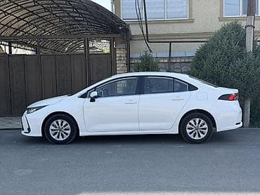camry 55 se: Toyota Corolla: 2021 г., 1.8 л, Автомат, Гибрид, Седан — 4
