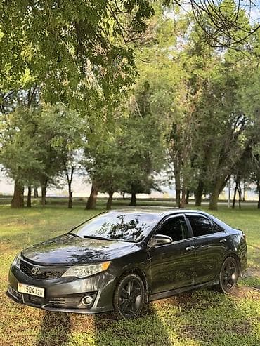 шторка на авенсис: Toyota Camry: 2012 г., 2.5 л, Автомат, Бензин, Седан — 2