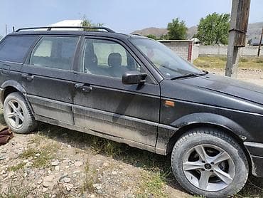 Унаа сатуу: Volkswagen Passat: 1992 г., 2 л, Кол менен иштөөчү, Бензин, Универсал — 1