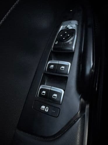 набор ключей для автомобиля в чемодане: Kia K5: 2020 г., 2 л, Автомат, Газ, Седан — 10