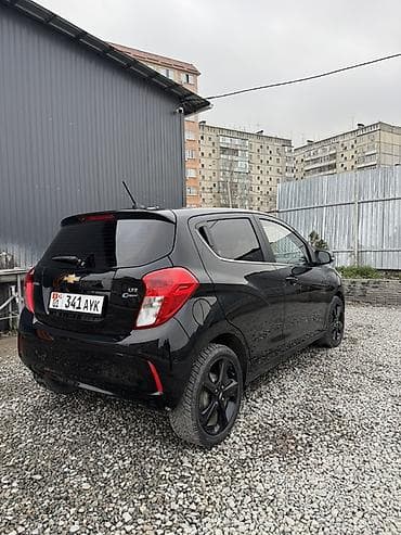 кара буура: Chevrolet Spark: 2017 г., 1 л, Вариатор, Бензин, Хетчбек — 3