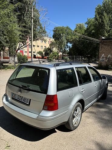 куда: Volkswagen Golf: 2002 г., 2 л, Автомат, Бензин, Универсал — 6