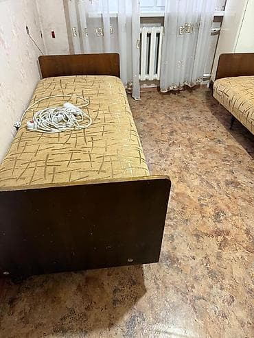 Раскладушки: Продам 2 кровати — 1