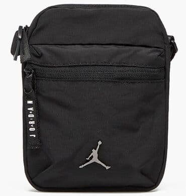 Наручные часы: Nike Festival Bag Jordan 
 Новая, подарок — 3