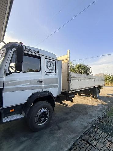 кран xcmg: Грузовик, Mercedes-Benz, Стандарт, 7 т, Б/у — 2