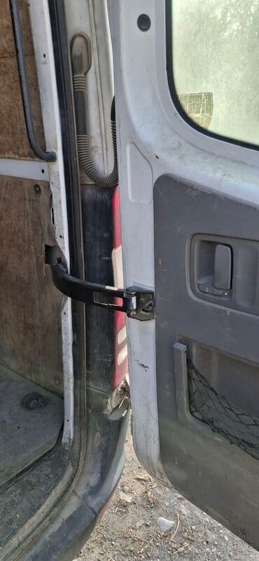 митсубиси спэйс стар: Легкий грузовик, Mercedes-Benz, Стандарт, 3 т, Б/у — 6