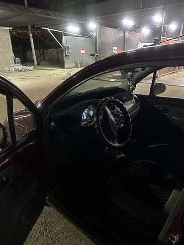 Транспорт: Daewoo Matiz: 2010 г., Кол менен иштөөчү, Бензин, Хетчбек — 5