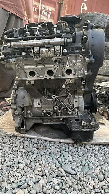 2 8: Дизельный Land Rover 2016 г., 3 л — 8