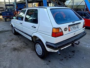 e50 amg: Volkswagen Golf: 1988 г., 1.8 л, Механика, Бензин, Хэтчбэк — 2