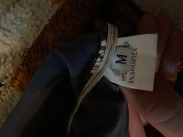 дорогие пуховики женские: Продаю атласное очень красивое платье,очень красивое Размер-М Ни разу — 5