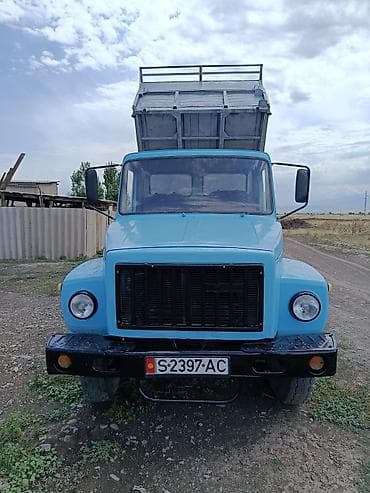 Самосвал ГАЗ (серия 53/3307) с гидроподъемником - Стальная кузовная at lalafo.kg Самосвал ГАЗ (серия 53/3307) с гидроподъемником - Стальная кузовная