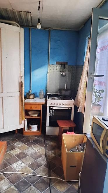 Комнаты: Жилое помещение, пол дома, раён пригородное по Васильевскому Тракту. - — 3