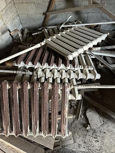 Радиаторы, батареи: Продаю чугунные батареи
Сняты с частного дома после ремонта — 4