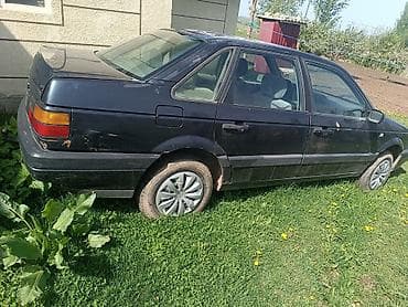 Volkswagen: Volkswagen Passat: 1991 г., 1.8 л, Механика, Седан — 5