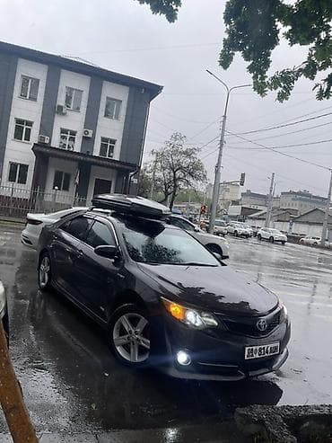 prius v: Toyota Camry: 2014 г., 2.5 л, Автомат, Гибрид, Седан — 1