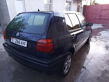 Продажа авто: Volkswagen Golf: 1992 г., 1.8 л, Механика, Бензин, Хэтчбэк — 5