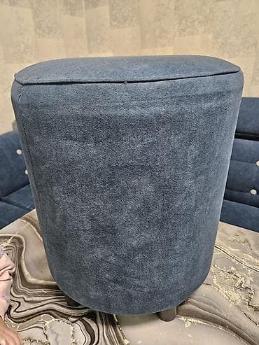 дневной свет: Кухонный уголок с мягким диваном и столом. - Комплектация: угловой — 4