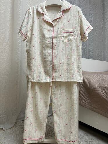 белая ночная сорочка: Пижама женская — 7