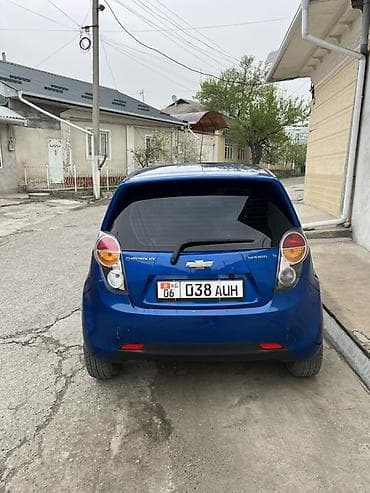 bmw e740: Chevrolet Spark: 2012 г., 1 л, Автомат, Бензин, Хэтчбэк — 4