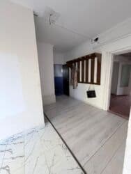 Үйдү ижарага алам: 80 кв. м, 4 бөлмө, Жертөлө, ороо, Забор, тосулган — 9