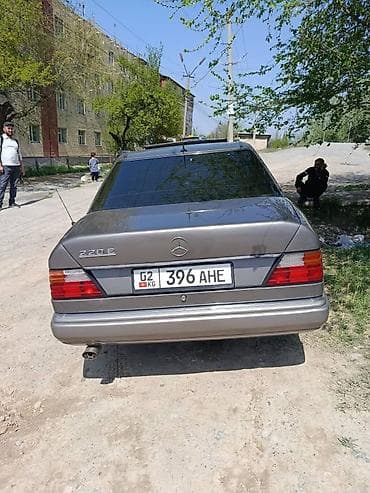 bmw e60 v10: Mercedes-Benz W124: 1993 г., Ручные, Бензин, Седан — 6