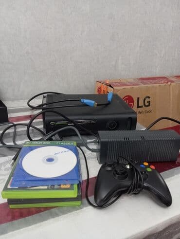Продаю Microsoft Xbox 360, в отличном состояние, включается с первого