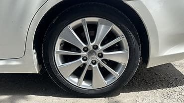 crown 171: Литые Диски R 18 Toyota, Комплект, отверстий - 5 — 1